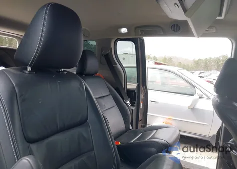 2015 Toyota Sienna Se Premium 8 Passenger z USA, uszkodzony, nr VIN 5TDXK3DCXFS634291